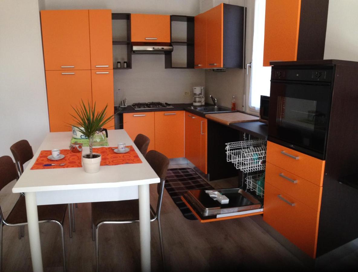 Sweet Irene Deluxe Apartment Bardolino Bagian luar foto