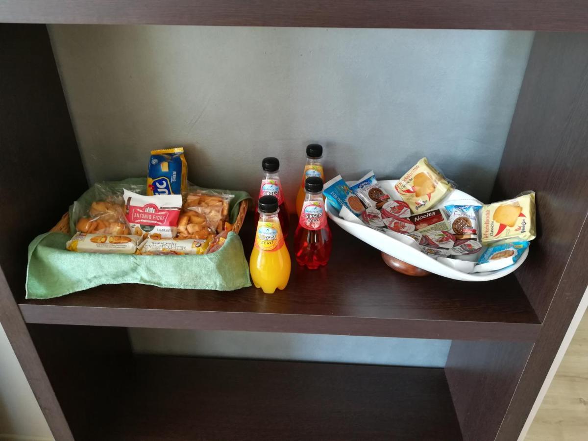 Sweet Irene Deluxe Apartment Bardolino Bagian luar foto