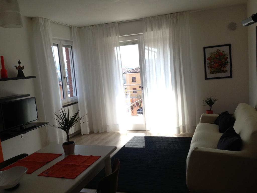 Sweet Irene Deluxe Apartment Bardolino Bagian luar foto