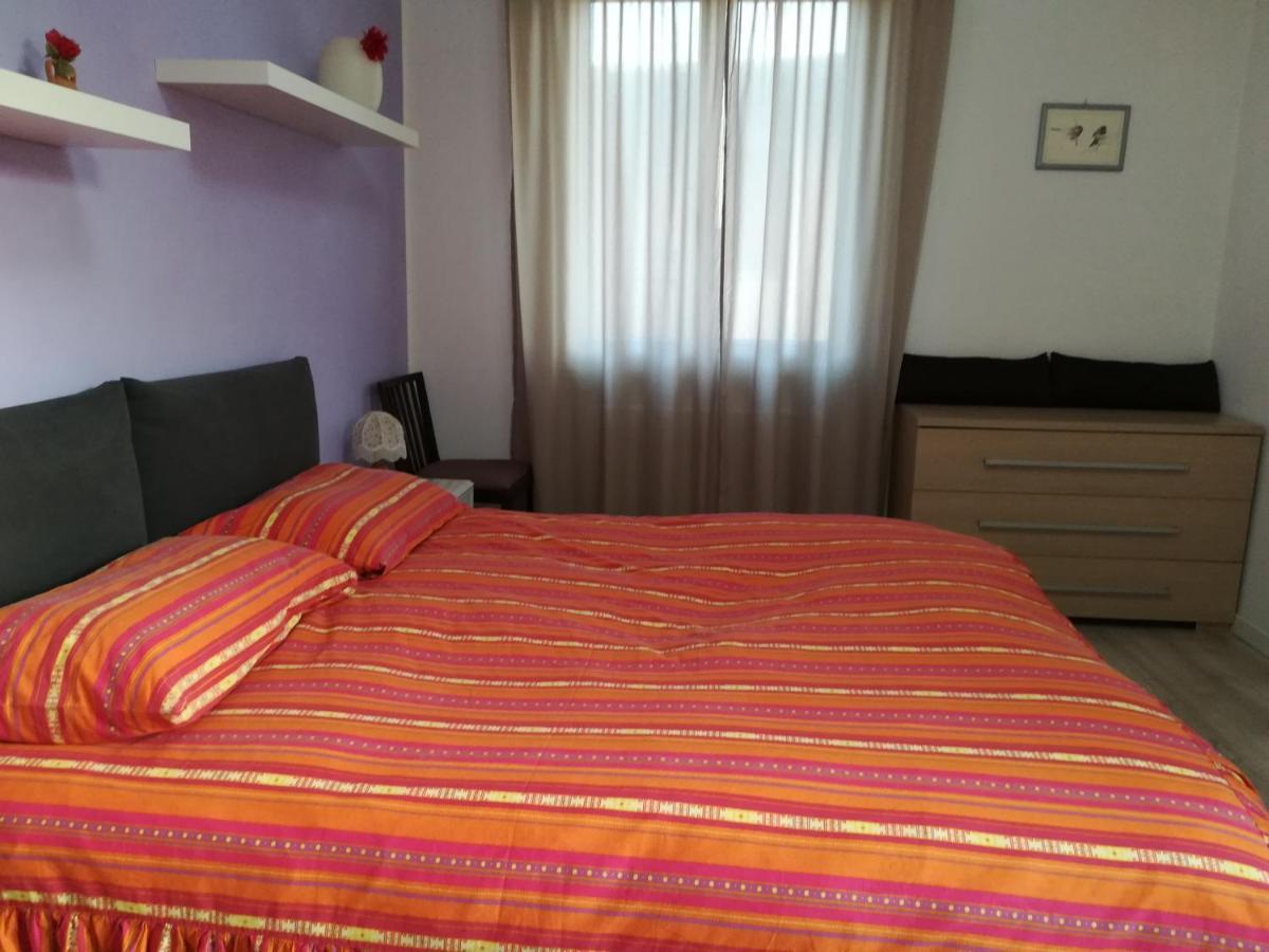 Sweet Irene Deluxe Apartment Bardolino Bagian luar foto